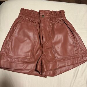 New faux leather Zara short size 4 (XS)
